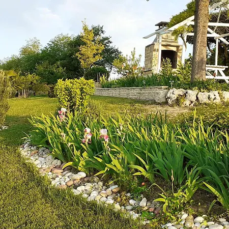 Ferienhaus Maison De Charme A Lendou-en-quercy Avec Vue Sur La Montagne Montlauzun