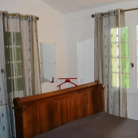 Maison De Charme A Lendou-en-quercy Avec Vue Sur La Montagne Holiday home Montlauzun